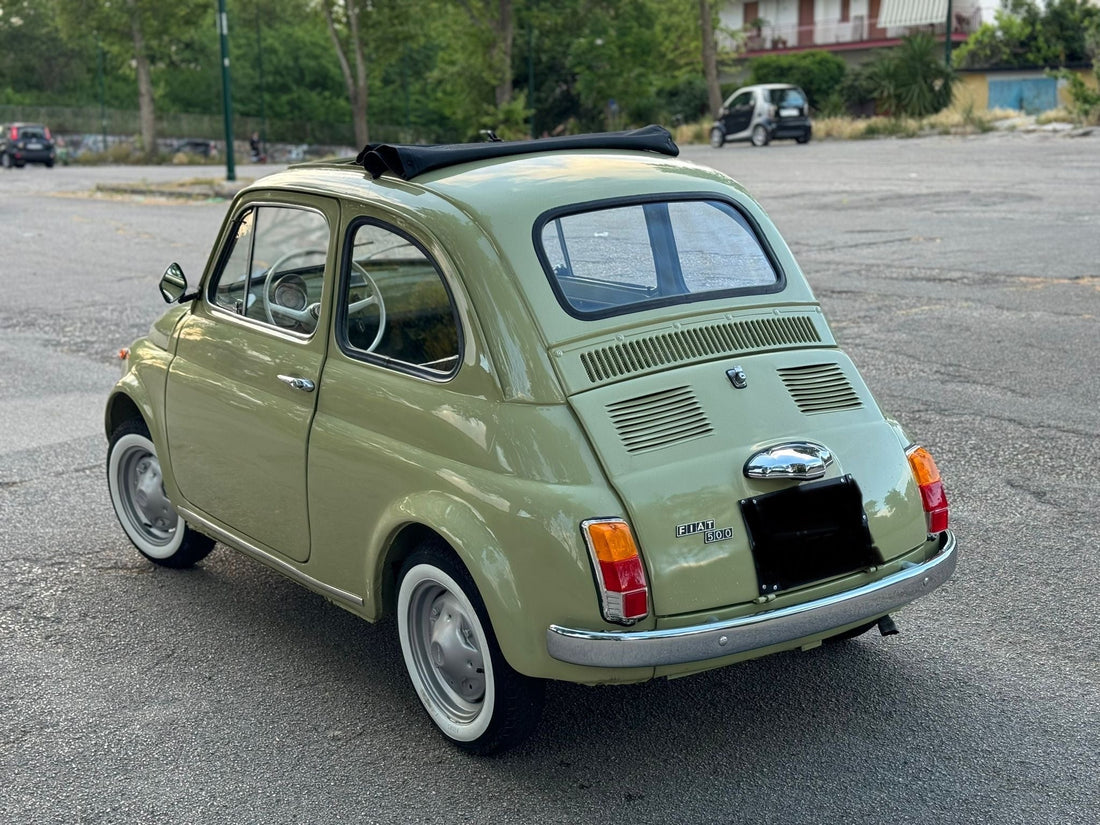 11月到着のイタリア🇮🇹からのコンテナ1966年FIAT500Fヴィンテージグリーン