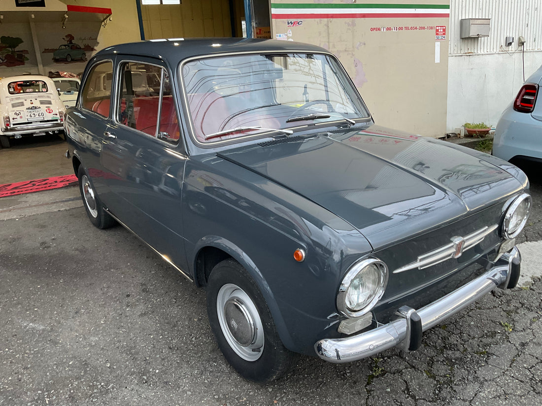 FIAT850 グレー赤シート販売ページに追加しました、