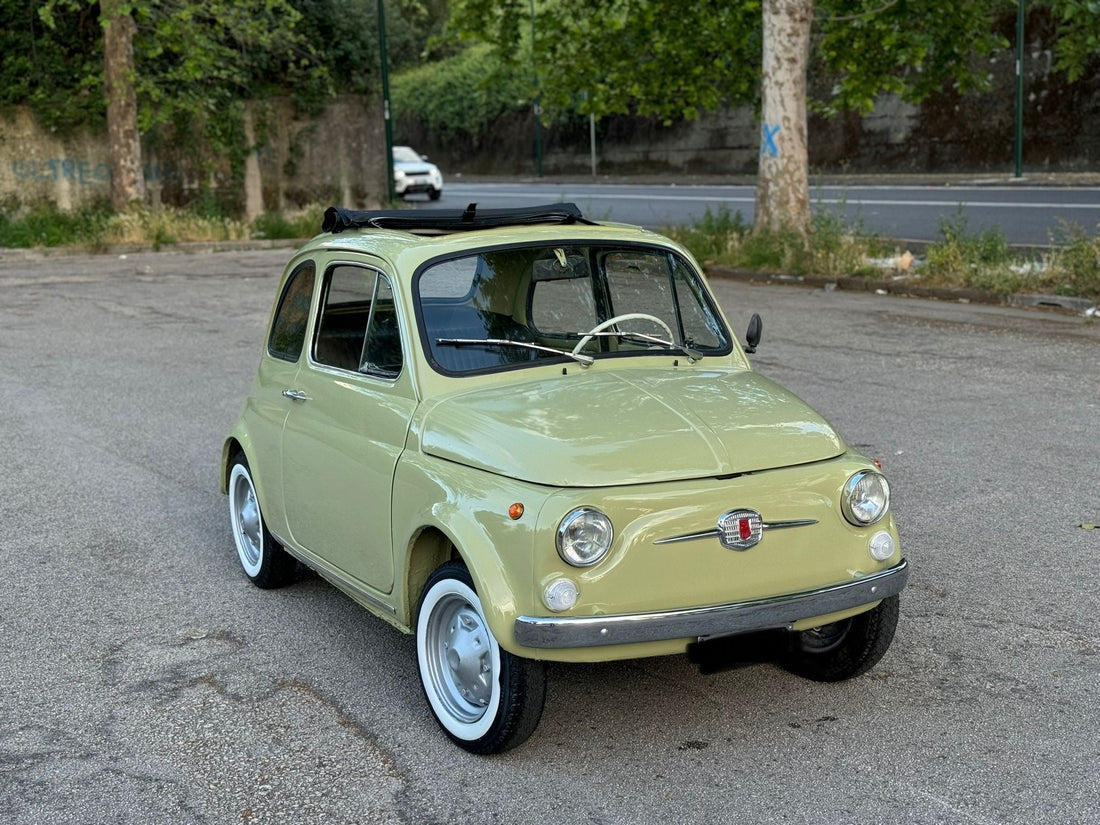 1966年ヴィンテージグリーンFIAT500F 11月のコンテナで入荷します。