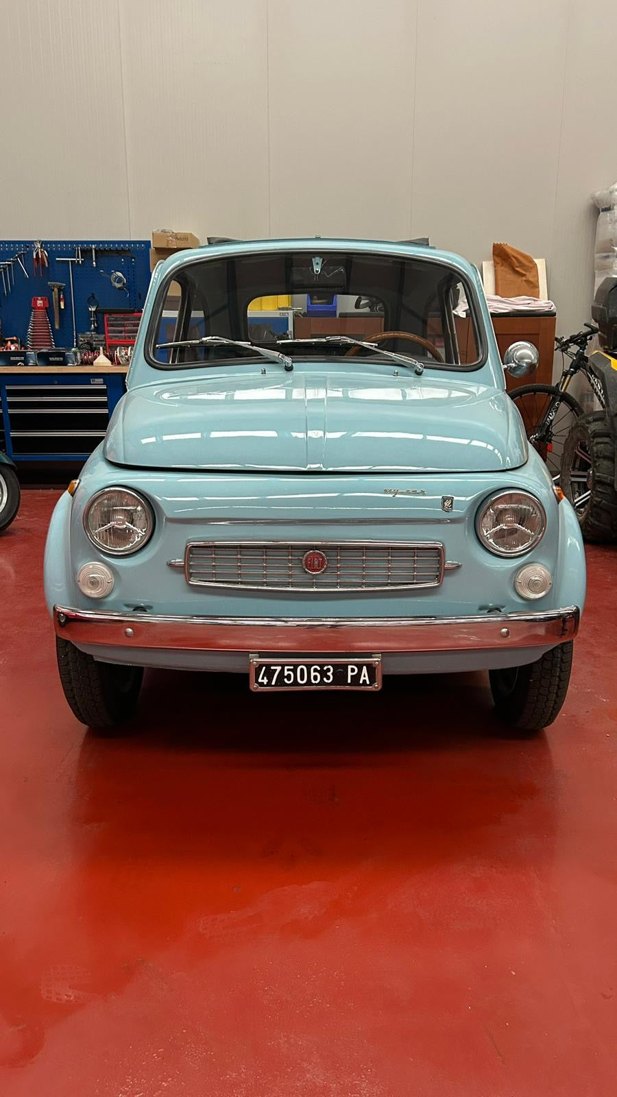 イタリア🇮🇹のミルコからフランシスロンバルディのご紹介です。