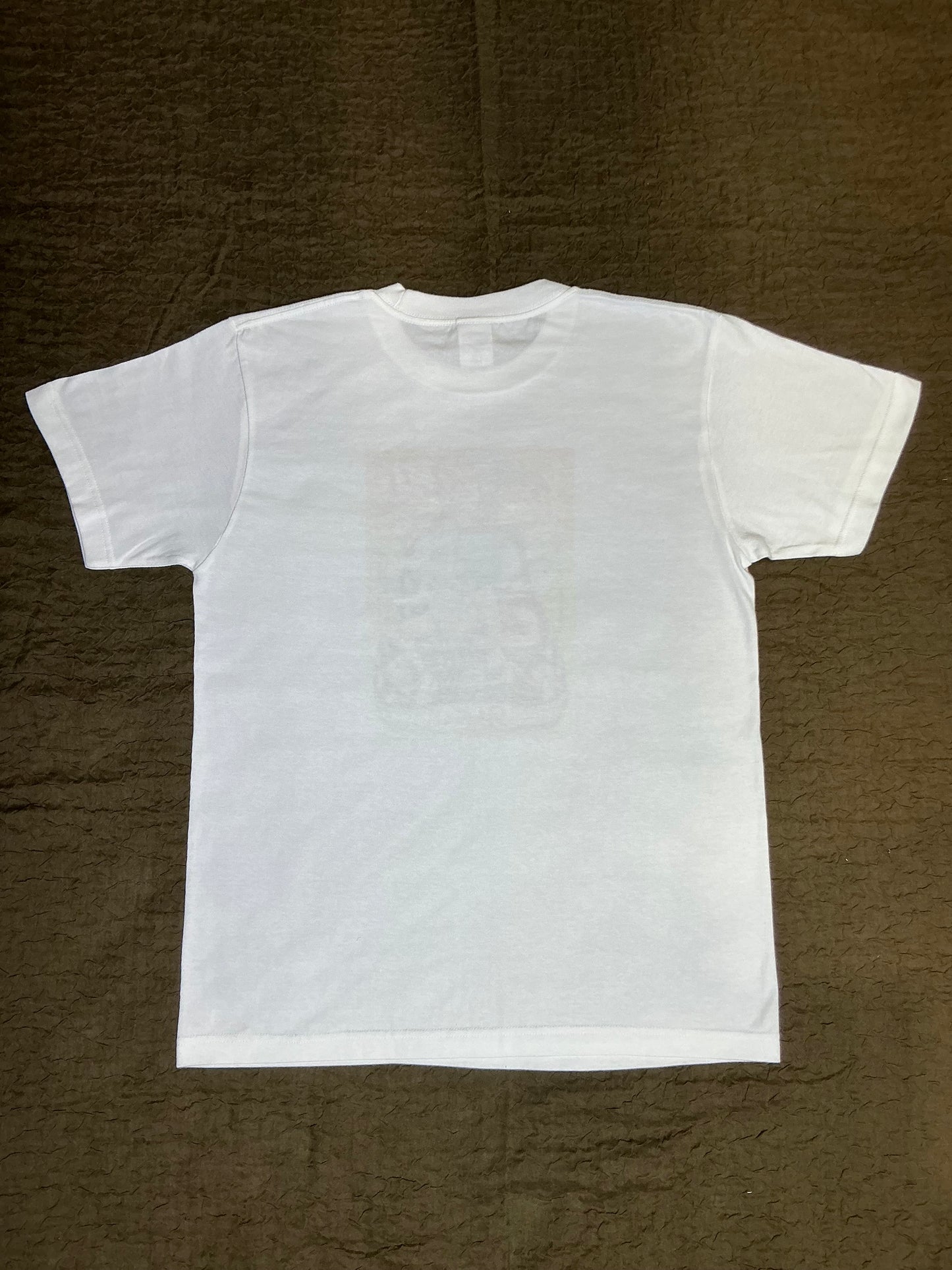 吉岡里奈さんクイーンオブフィアットTシャツ